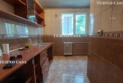 Titan, 550 m de Metrou 1 Decembrie | 4 camere, 2/4, bloc reabilitat - 2