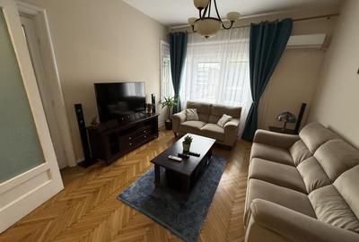 Apartament cu 6 camere decomandat, mobilat în Ultracentral