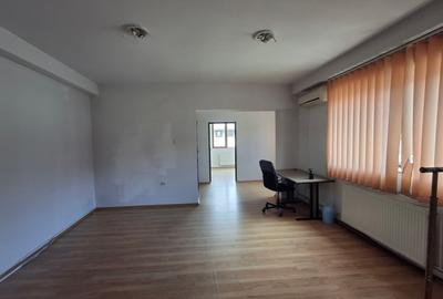 Stefan cel mare - imobil P+1+M - 11