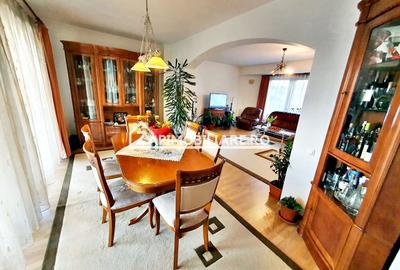 Casa 6 camere, 295 mp.utili, 1.000 mp teren, cartier Unirii - 3