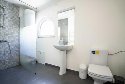 De vânzare casă cu 6 camere, ultracentral – str. Moscovei - 11