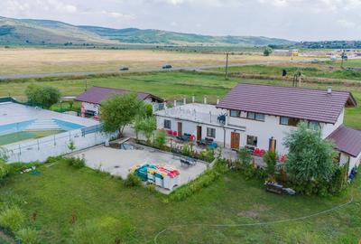 Complex cu Piscină/Cazare de Vânzare, 10.777mp Teren - DN24, Vaslui - 27