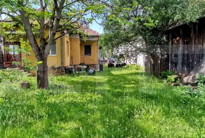 Casa renovabila de 127 mp, cu 2100 mp teren, localizata central in Luna de Sus - 1
