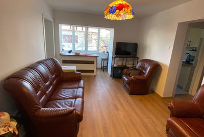 Apartament cu 2 camere semidecomandat, mobilat în Floreasca