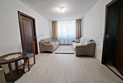 Apartament cu 3 camere, zona P-ta 1 Decembrie, Oradea, Bihor - 2
