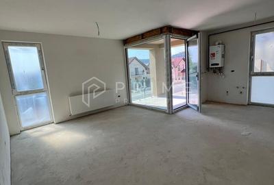 Apartament cu 3 camere de vânzare, semifinisat, în bloc nou, Unirii - 1