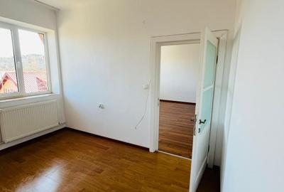 Apartament 2 camere Centrul-Civic,decomandat,liber,96000 Euro - 3