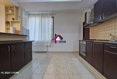 Apartament 2 camere de inchiriat, Polona-in vila -Marian - 2