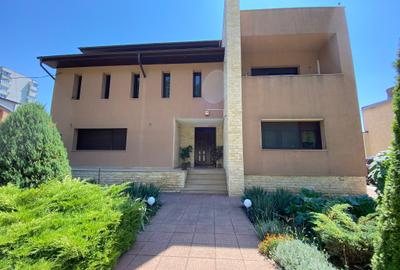 Vila Bucurestii Noi- Parc Bazilescu - 1