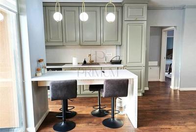 Apartament cu 3 camere decomandat, mobilat în Soarelui