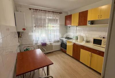 Apartament de inchiriat 2 camere mobilate utilate zona Strand - 3