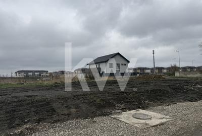 Teren intravilan construibil, utilități complete Str. Cetății - Comision 0 - 18