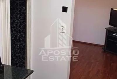 Apartament cu 2 camere, etaj 4 cu acoperis, zona Dacia - 5