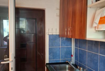 Garsonieră semidecomandată în Astra