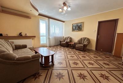 Apartament cu 3 camere decomandat, mobilat în Basarabia