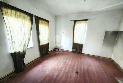 Teren intravilan 1052mp cu casa renovabila de cărămidă Tuzla - 6