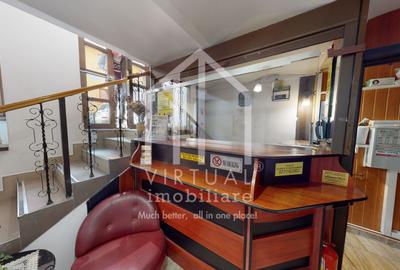 Vila/Pensiune cu 3 corpuri, 34 de camere, sala de fitness - Central - 10