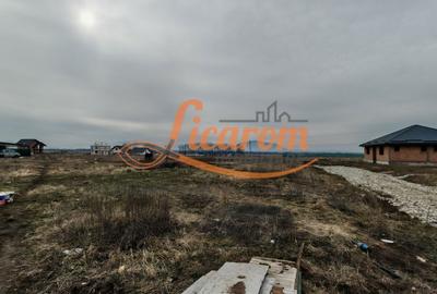 Teren intravilan in suprafata de 644 mp in Sanpetru pret 37000 euro - 3