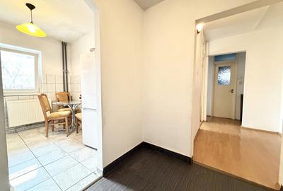 Apartament 3 camere, etaj trei, 58 mp utili - Zona Aradului - 1