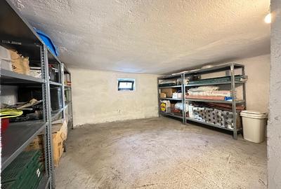 Vilă 6 camere complet renovata, disponibilă imediat, pret 269000 euro  URGENT - 14