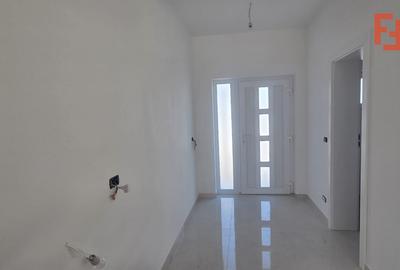 Duplex finisat complet. Toate utilitatile, la asfalt - zona Mosnita Noua - 16
