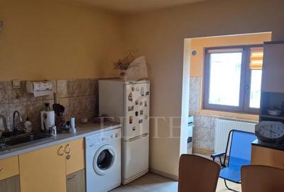 Apartament 2 camere în zona STRAZII LUNII - 3