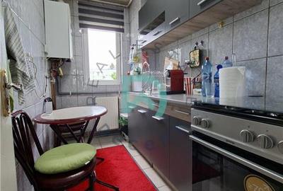 Apartament 2 camere, str Armoniei, etaj intermediar - 9