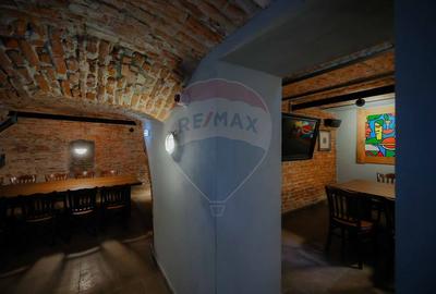 De vânzare - Proprietate premium în zona istorică a Oradiei - 19