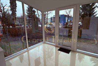 Spațiu comercial, de 28 mp, în Astra