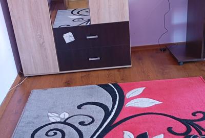 Ocazie!Apartament de vanzare  Floresti,40 mp utili,6 mp balcon,etaj 2, 76000 eur - 1