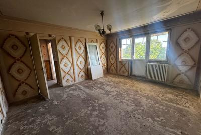 Apartament 2 camere, semidecomandat, 53mp, Rovine, zona Profi - 1