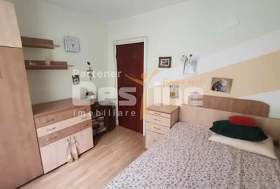 Apartament 2 camere, decomandat ,sector 6 - 4