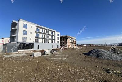 Spatiu comercial in Selimbar 70 mp zona Pictor Brana - 2