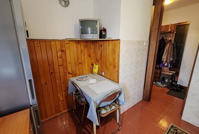 Apartament 2 camere semimobilat zona Astra - Planete - 11