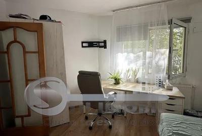 Apartament cu 3 camere decomandat în Canta