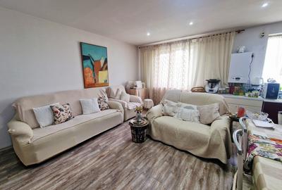 Casă individuală cu 2 camere în Central