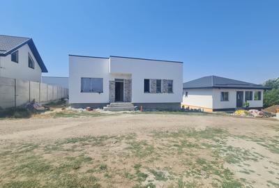 Casa de vanzare - Comuna Berceni - 3