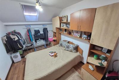 SOARELUI - BLOC IZOLAT - 3 CAMERE - CENTRALA PROPRIE - CLIMA - DECOMANDAT - 4