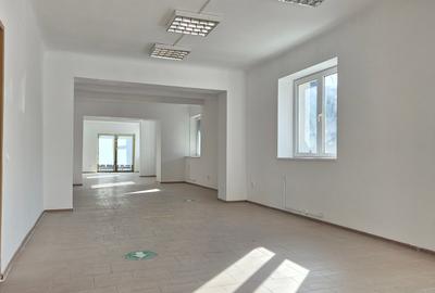 Spatiu comercial ideal pentru clinică medicală, birouri, activități similare. - 5