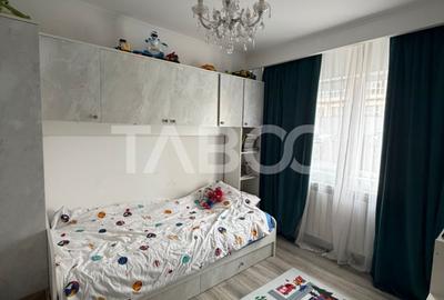 Apartament cu 3 camere de vanzare decomandate cartier Intre Lacuri - 4