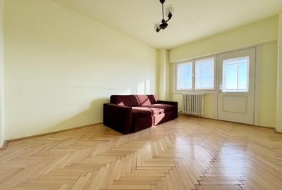 Apartament cu 3 camere decomandat în Șagului