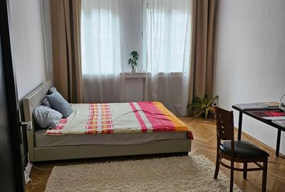 Piata Romana , Bd Magheru - 1