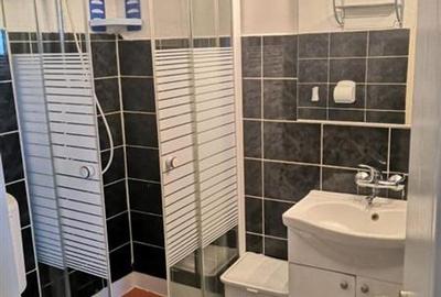 Garsoniera, Piata Victoriei - 2