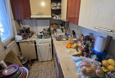 Apartament cu 2 camere în Podu Roș