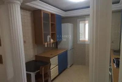 Apartament cu 3 camere semidecomandat în Olteniței