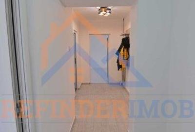 Apartament de vanzare cu 2 camere, zona Decebal - 3