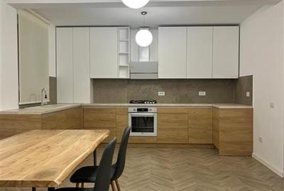 Duplex cu 3 camere în Stupini