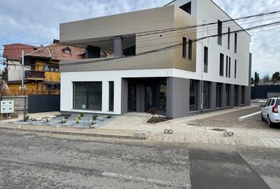 Spatiu comercial , parter de bloc nou, Manastur - 1