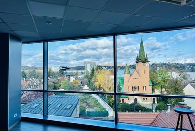 Oportunitate Imobiliară Premium în Inima Orașului - 11