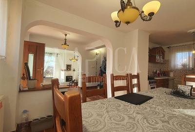 Casa 4 camere de vanzare in Calea Mare - 1